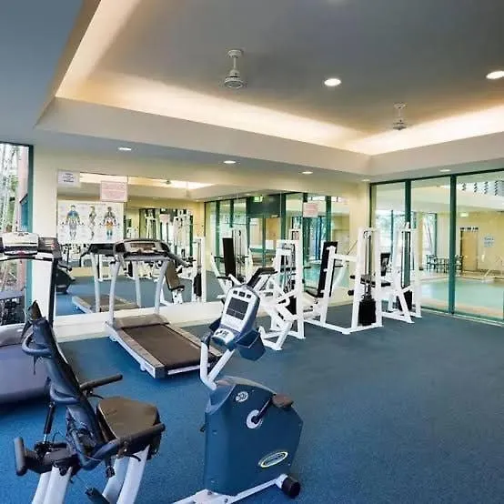 Panoramic Views Surfers-Chevron. Apartamento Gold Coast